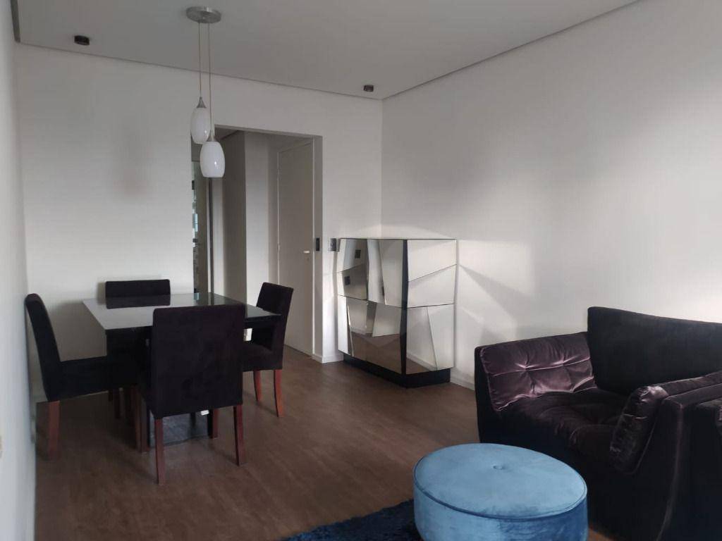 Apartamento à venda com 3 quartos, 95m² - Foto 1