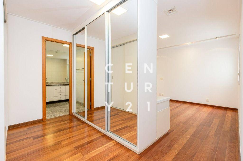 Apartamento à venda com 3 quartos, 190m² - Foto 24