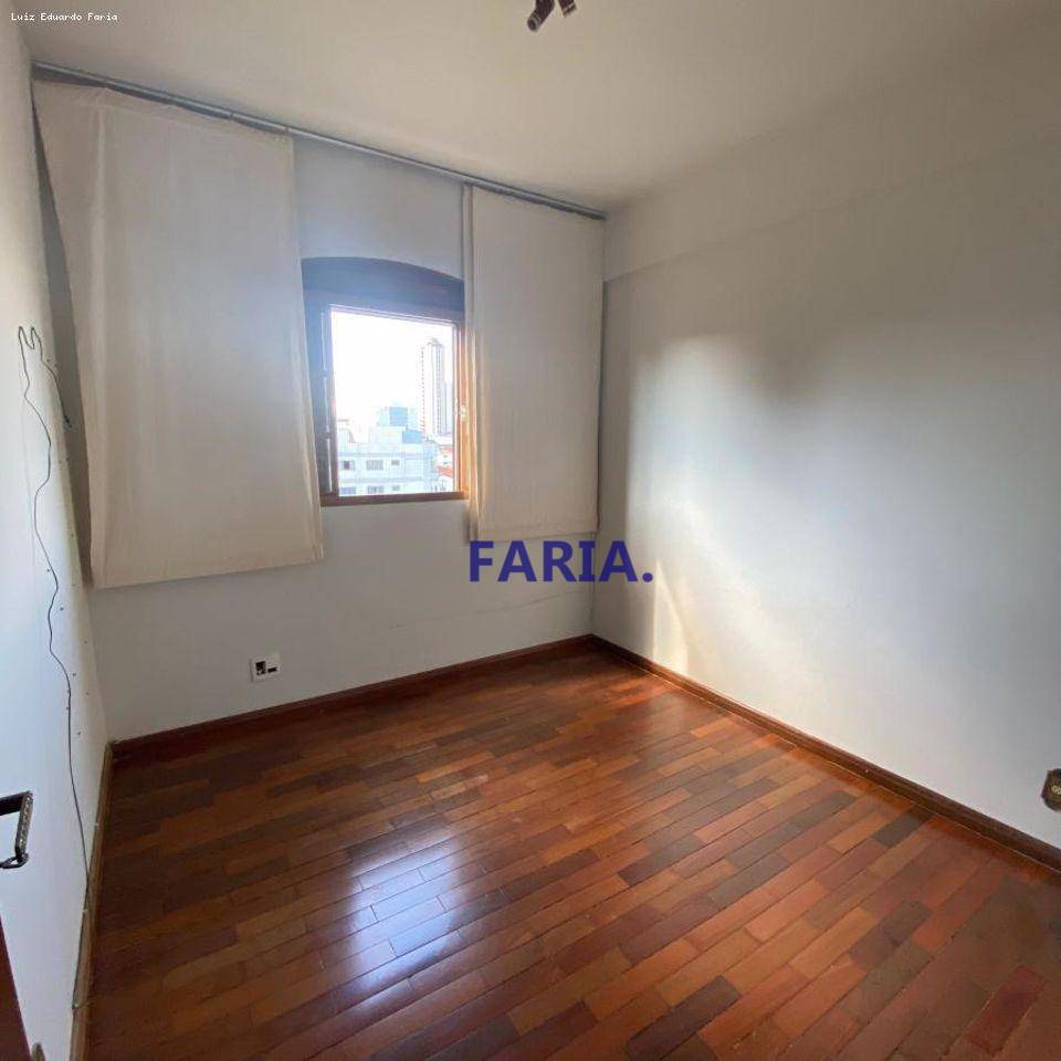 Apartamento à venda com 2 quartos, 70m² - Foto 6