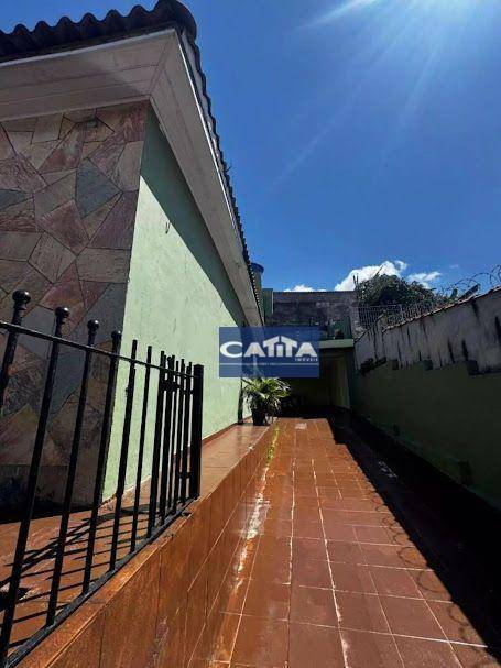 Casa à venda com 5 quartos, 200m² - Foto 31