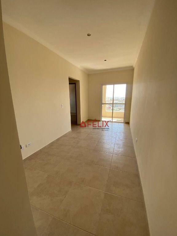 Apartamento à venda com 2 quartos, 58m² - Foto 4