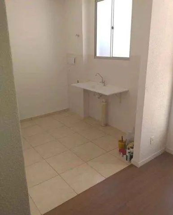 Apartamento à venda com 2 quartos, 43m² - Foto 3