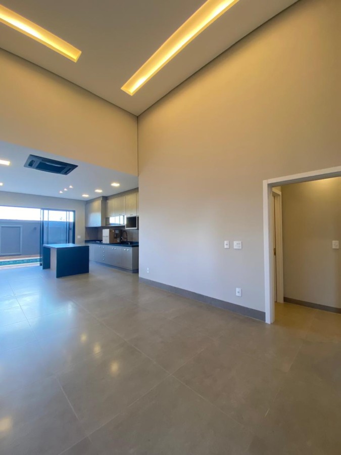 Casa de Condomínio à venda com 4 quartos, 180m² - Foto 3