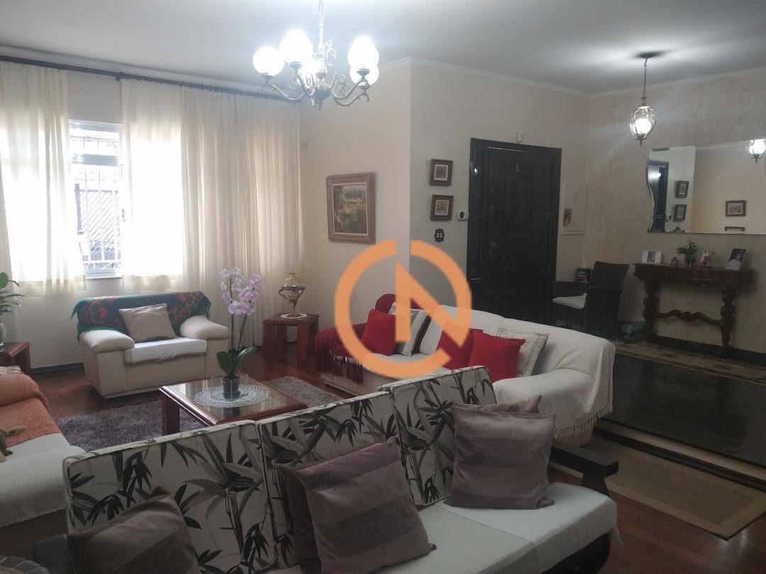 Casa à venda e aluguel com 4 quartos, 257m² - Foto 19