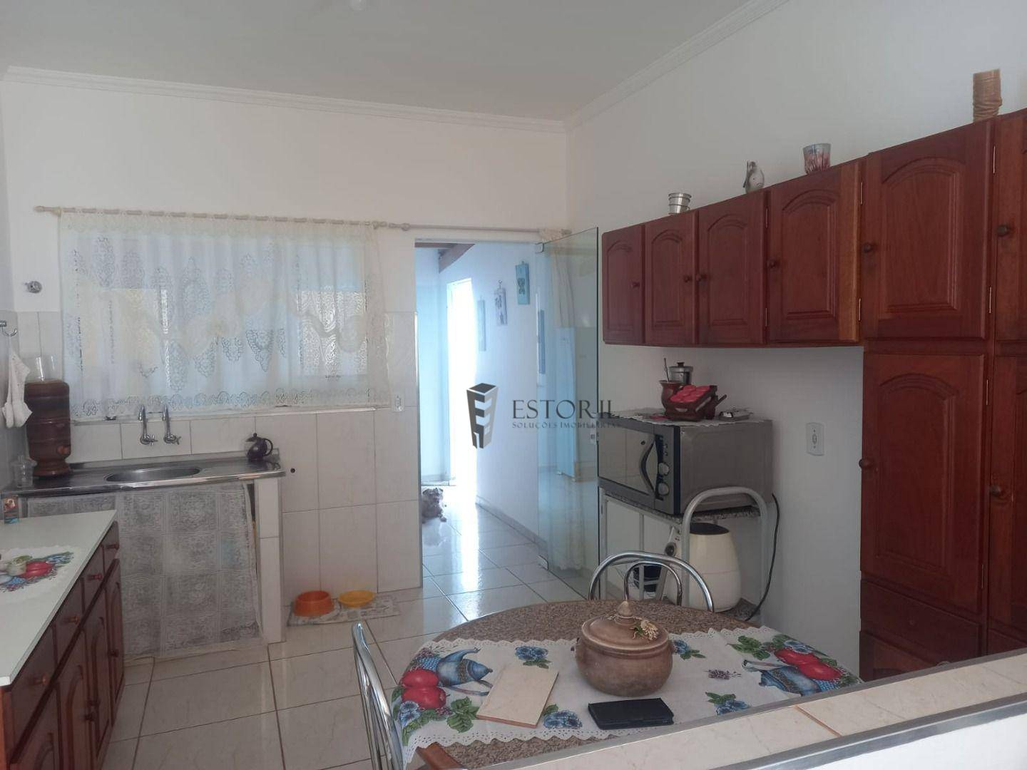 Casa à venda com 2 quartos, 216M2 - Foto 2