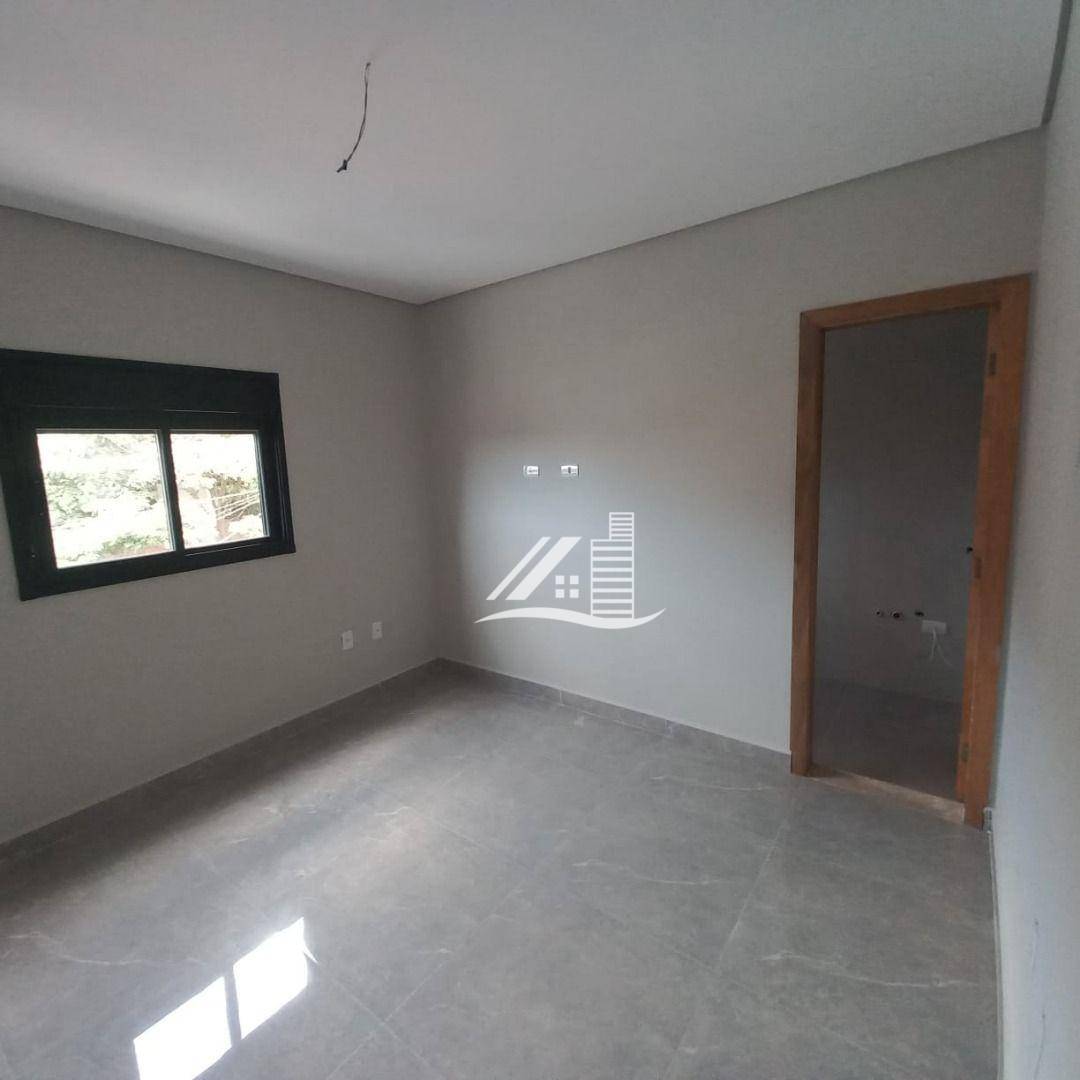 Sobrado à venda com 2 quartos, 130m² - Foto 35