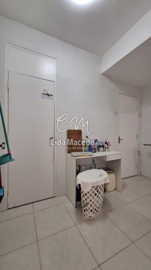 Casa à venda com 5 quartos, 298m² - Foto 28