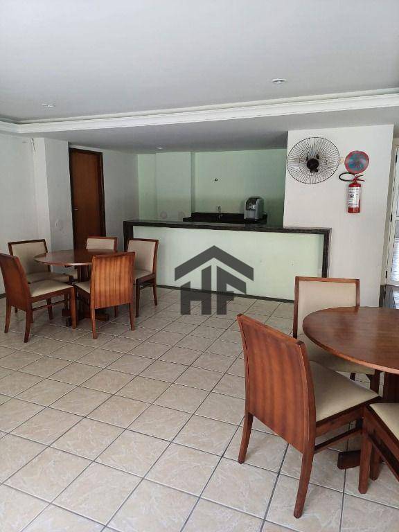 Apartamento à venda com 3 quartos, 81m² - Foto 19