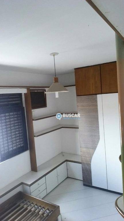 Apartamento à venda com 3 quartos, 140m² - Foto 29