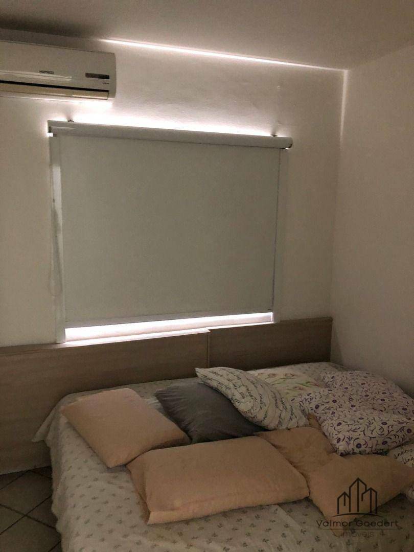 Apartamento para alugar com 2 quartos, 100m² - Foto 7