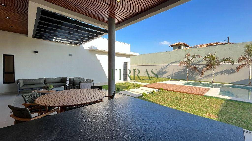 Casa de Condomínio à venda com 4 quartos, 350m² - Foto 18