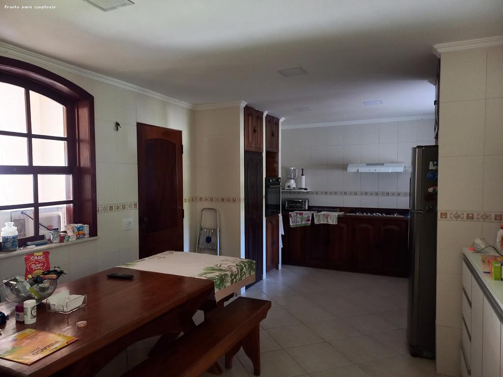 Casa à venda com 4 quartos, 1200m² - Foto 29