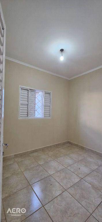 Casa à venda com 3 quartos, 197m² - Foto 36