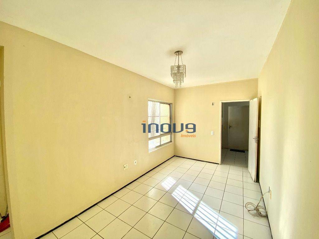 Apartamento à venda com 2 quartos, 49m² - Foto 4