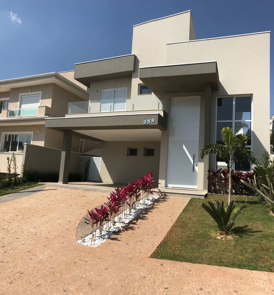 Casa de Condomínio à venda com 4 quartos, 290m² - Foto 2