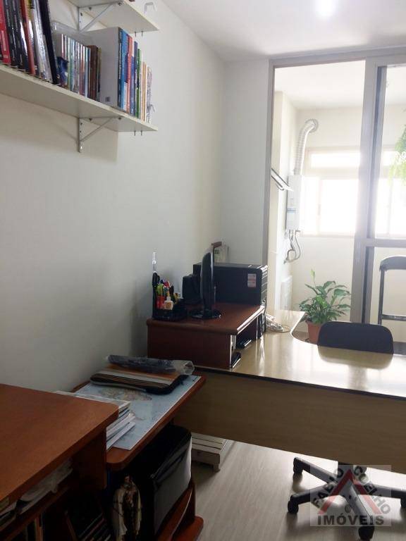 Apartamento à venda com 4 quartos, 126m² - Foto 18