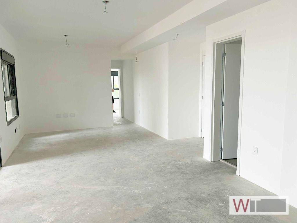 Apartamento à venda com 3 quartos, 141m² - Foto 10