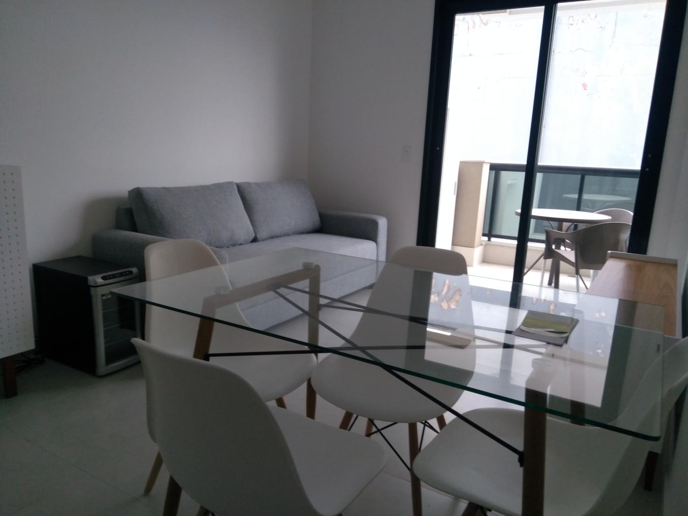 Apartamento para alugar com 1 quarto, 40m² - Foto 2