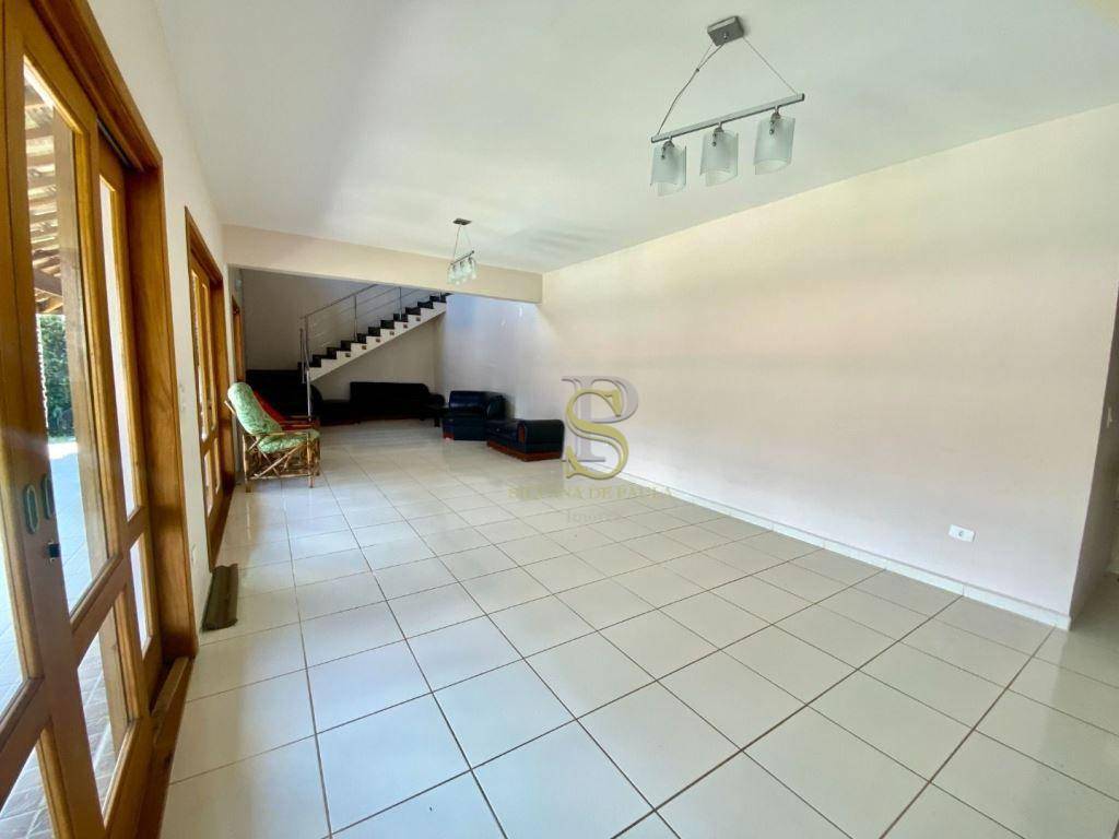 Chácara à venda com 5 quartos, 323m² - Foto 9