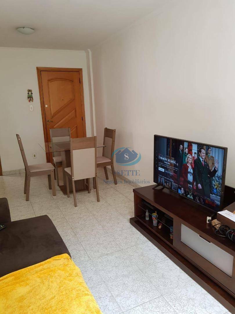 Apartamento à venda com 2 quartos, 67m² - Foto 10