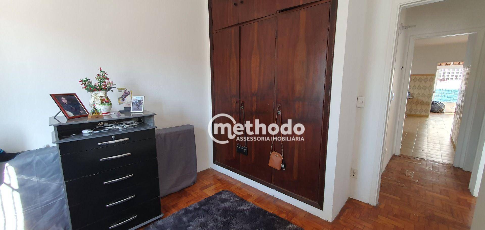 Casa à venda com 2 quartos, 164m² - Foto 4