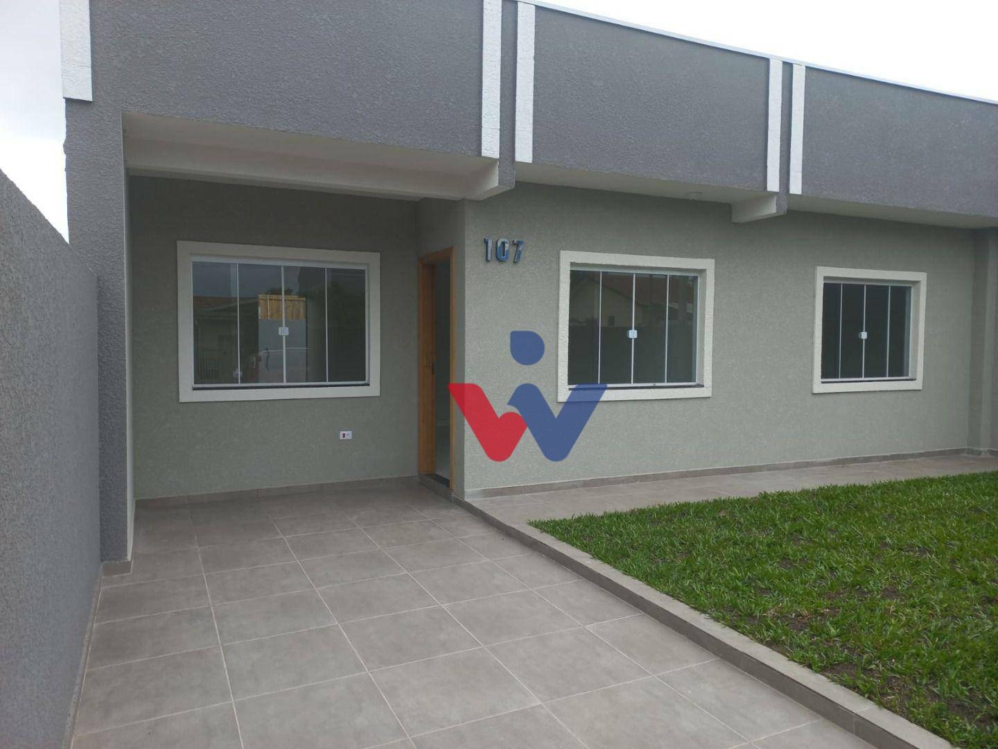 Casa à venda com 3 quartos, 7360m² - Foto 1