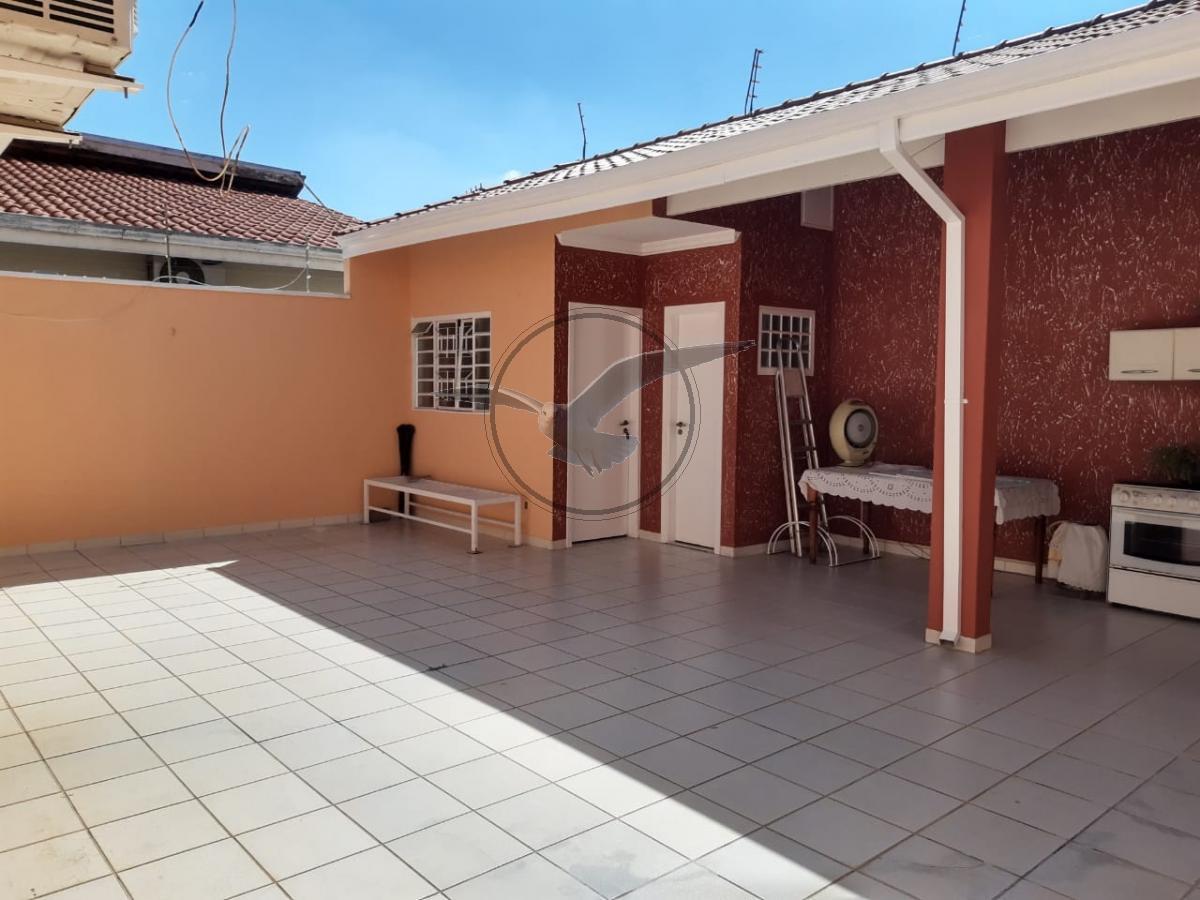 Casa à venda com 3 quartos, 300m² - Foto 5