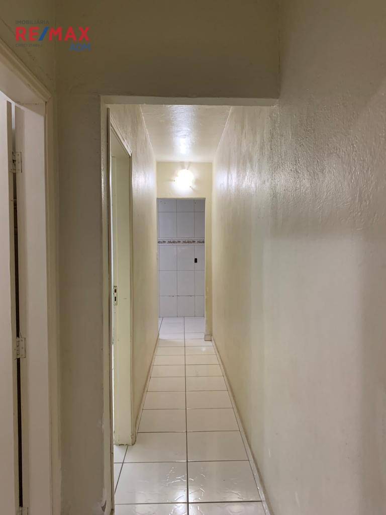 Casa à venda com 2 quartos, 100M2 - Foto 4