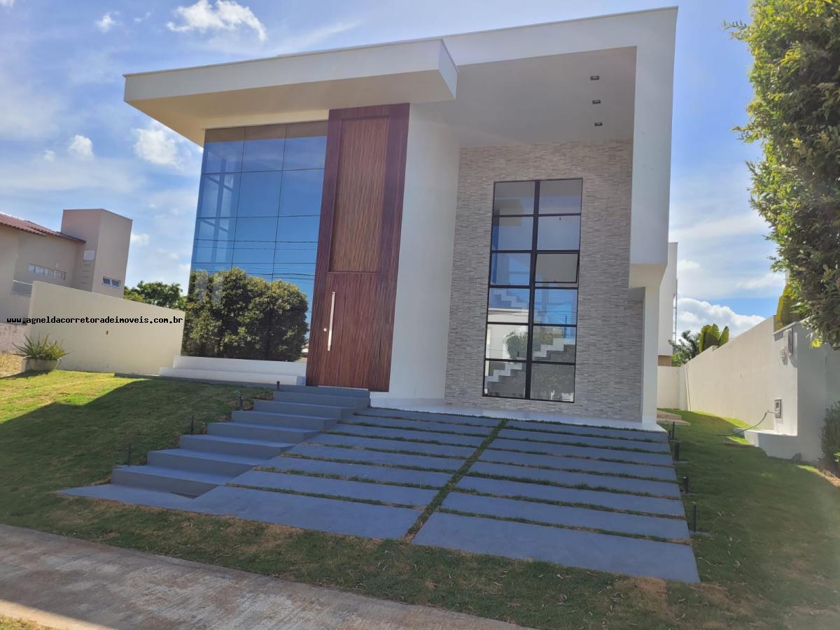 Casa de Condomínio à venda com 5 quartos, 340m² - Foto 1