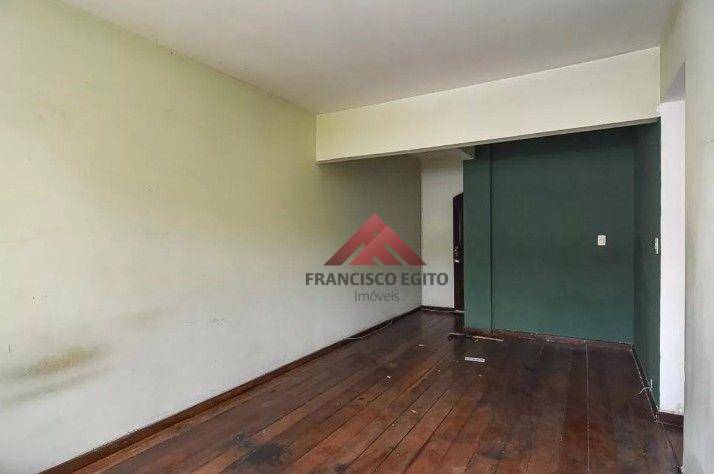 Apartamento à venda com 2 quartos, 70m² - Foto 3