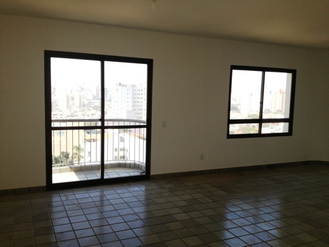 Apartamento à venda com 4 quartos, 205m² - Foto 18