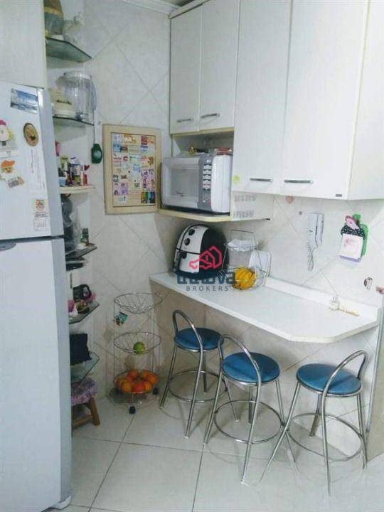 Apartamento à venda com 2 quartos, 58m² - Foto 4