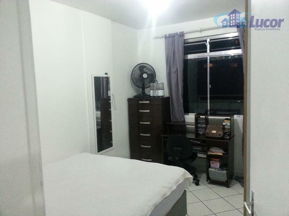 Apartamento à venda com 1 quarto, 62m² - Foto 4