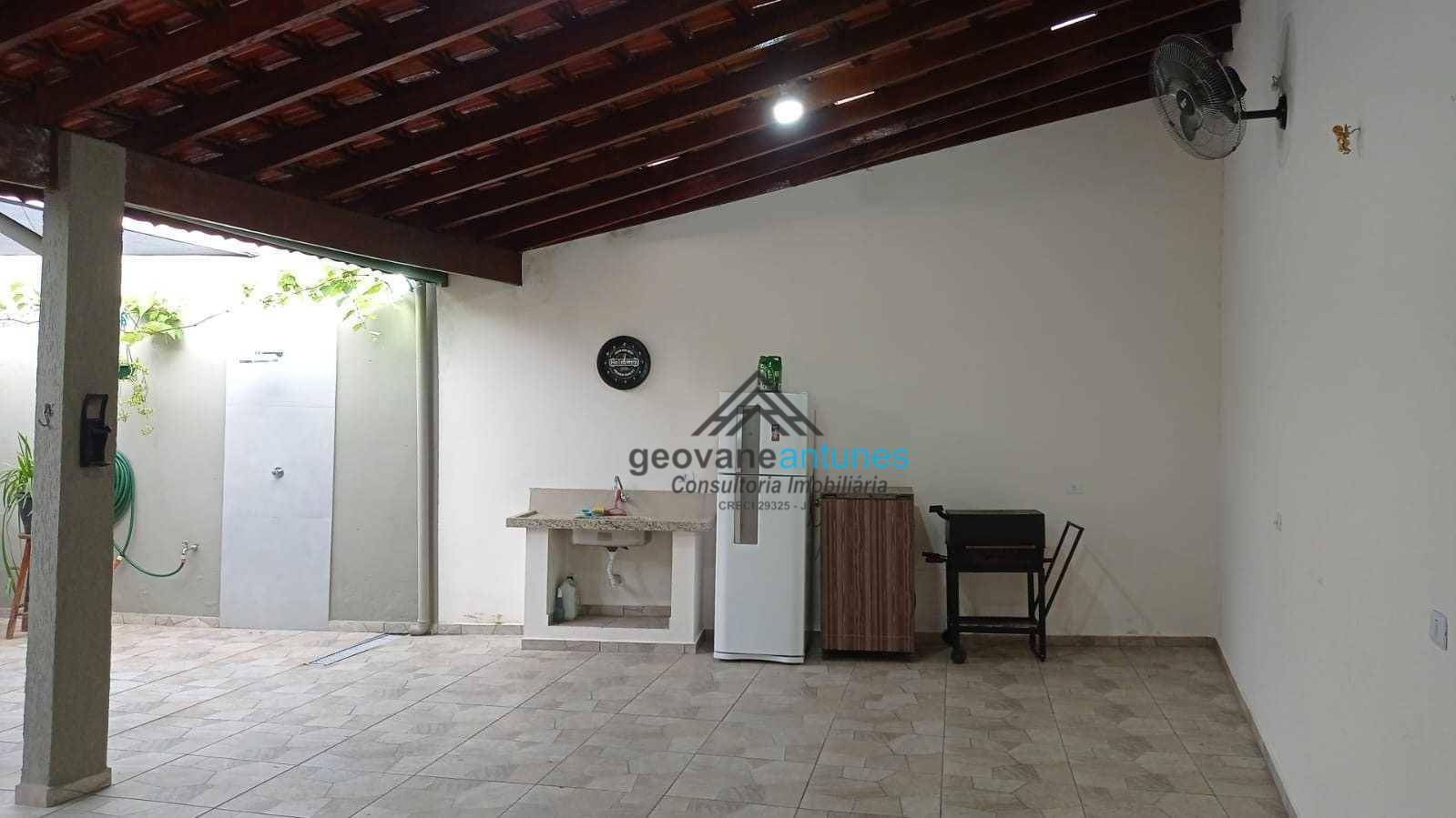 Casa à venda com 2 quartos, 190m² - Foto 7