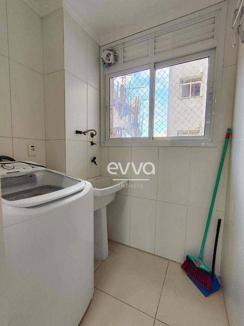 Apartamento à venda com 2 quartos, 82m² - Foto 32