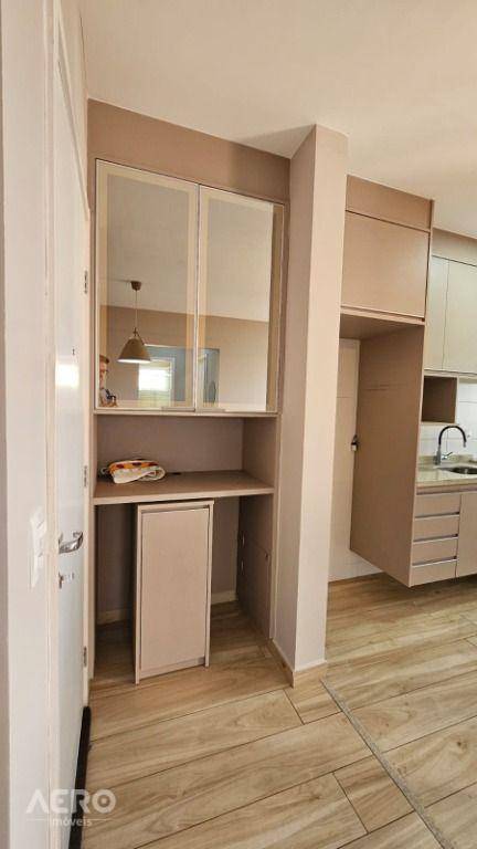 Apartamento à venda com 2 quartos, 65m² - Foto 32