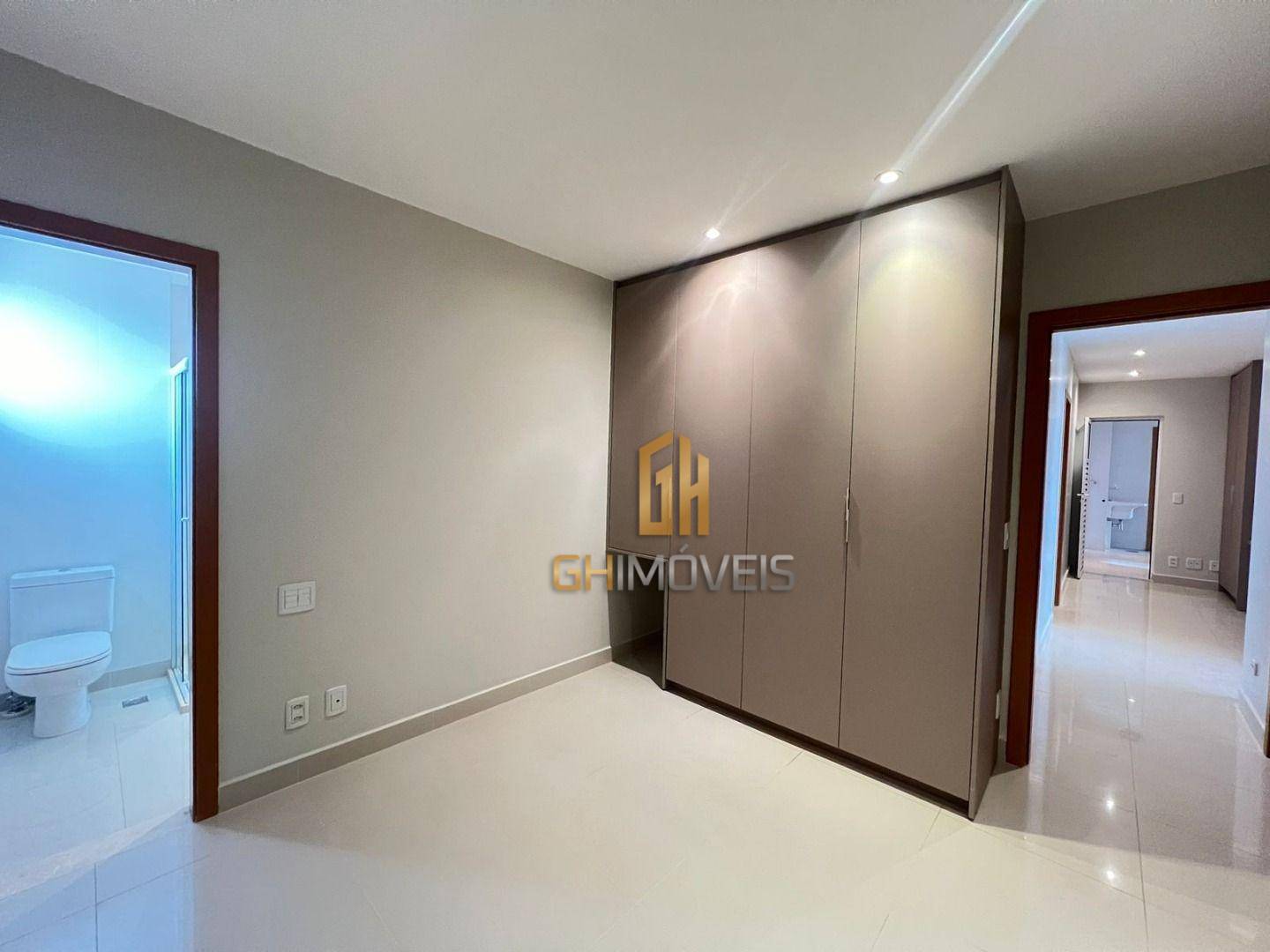 Apartamento à venda com 4 quartos, 216m² - Foto 14