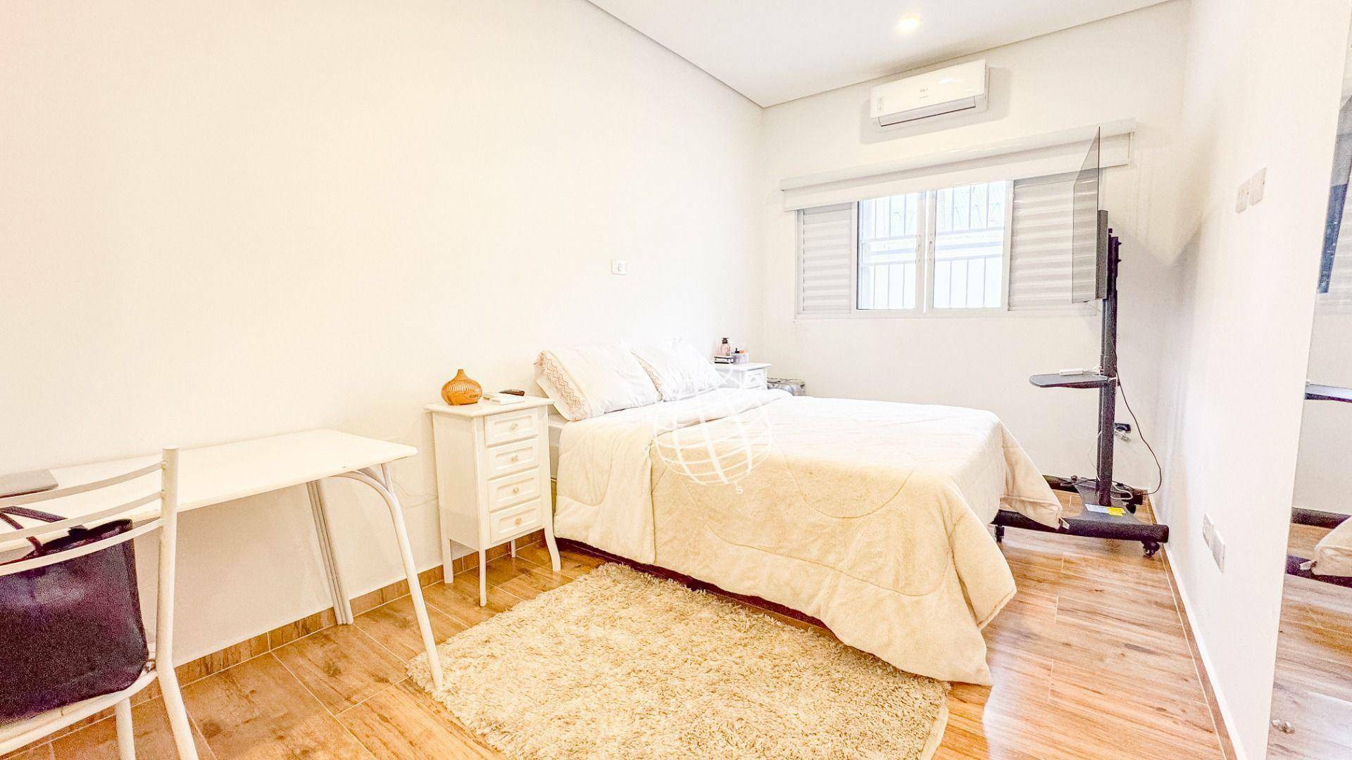 Casa à venda com 5 quartos, 320m² - Foto 18