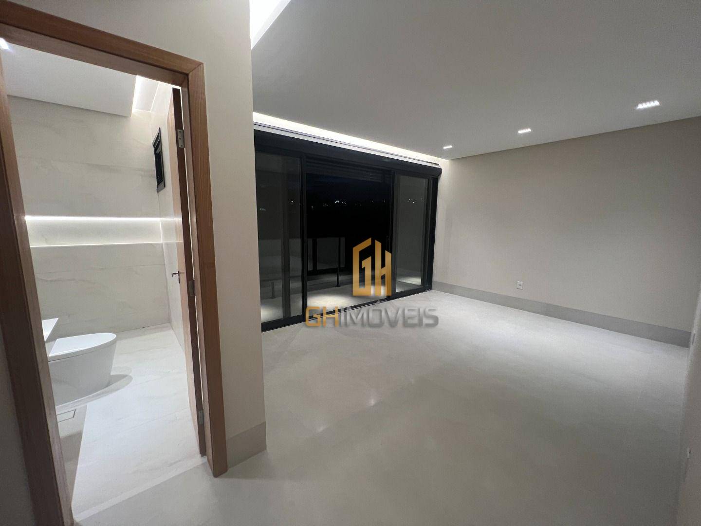 Sobrado à venda com 4 quartos, 276m² - Foto 43