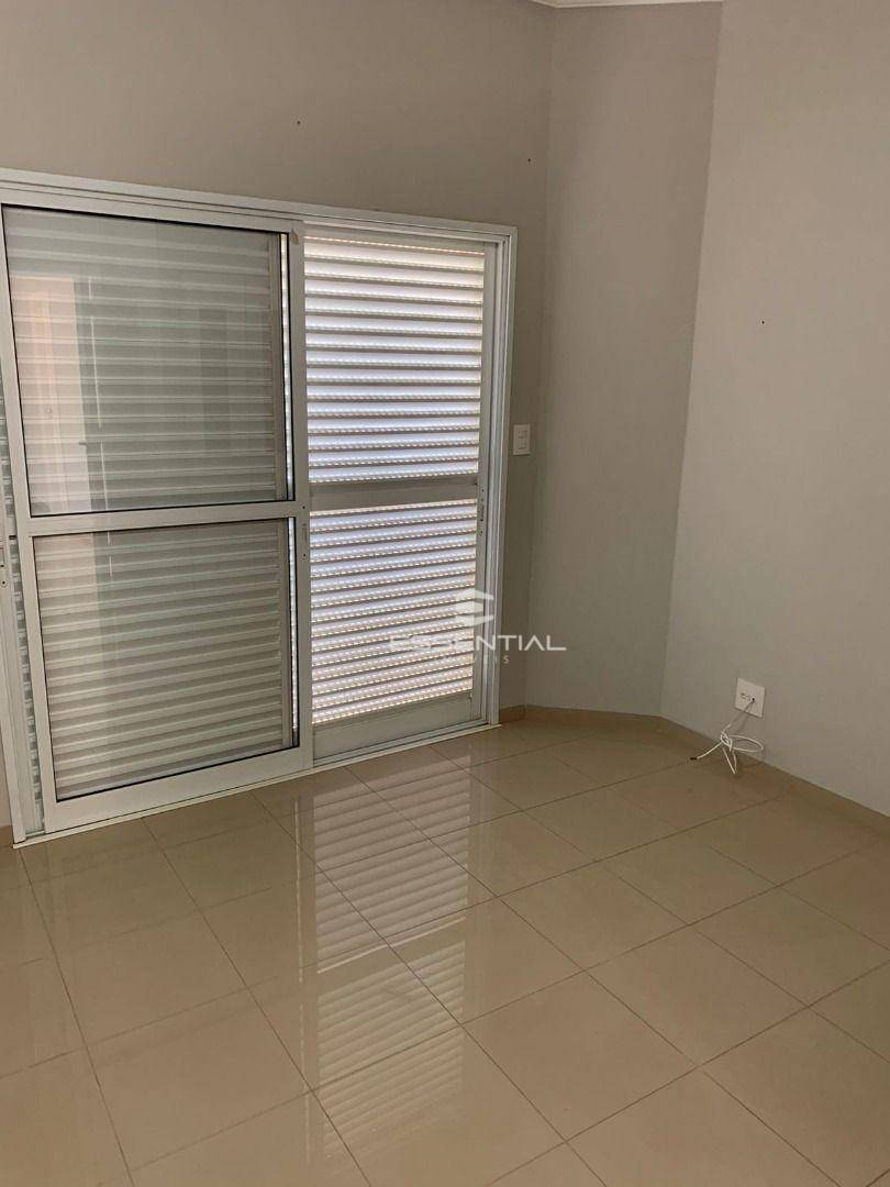 Casa de Condomínio à venda com 3 quartos, 373m² - Foto 3