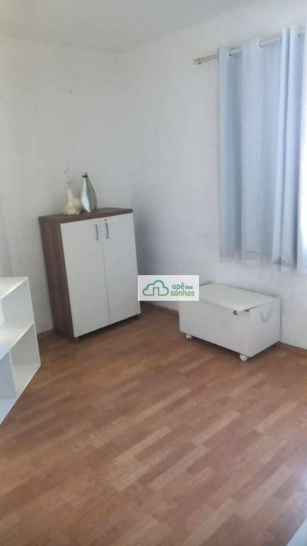 Apartamento à venda com 2 quartos, 64m² - Foto 9