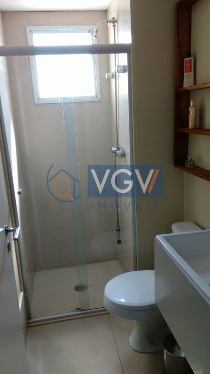 Apartamento à venda com 2 quartos, 68m² - Foto 3