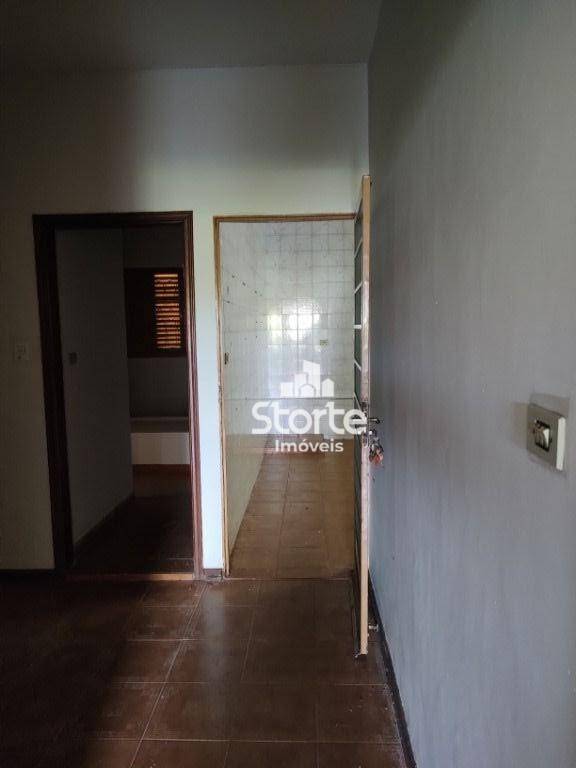 Casa à venda com 3 quartos, 127m² - Foto 17