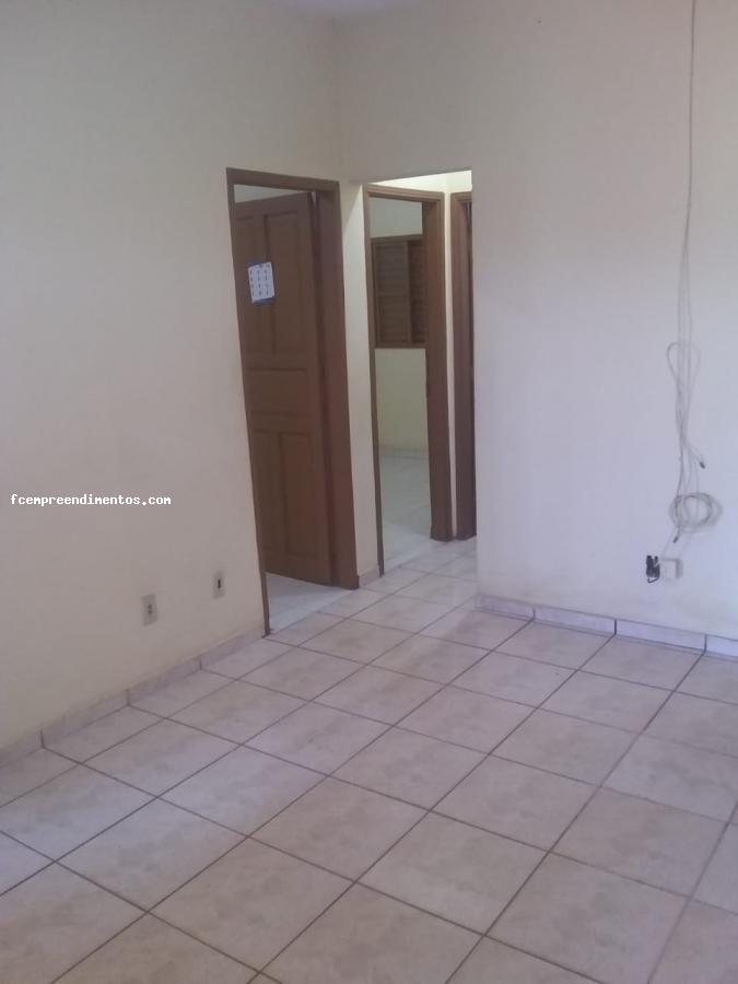 Casa à venda com 4 quartos, 200m² - Foto 15