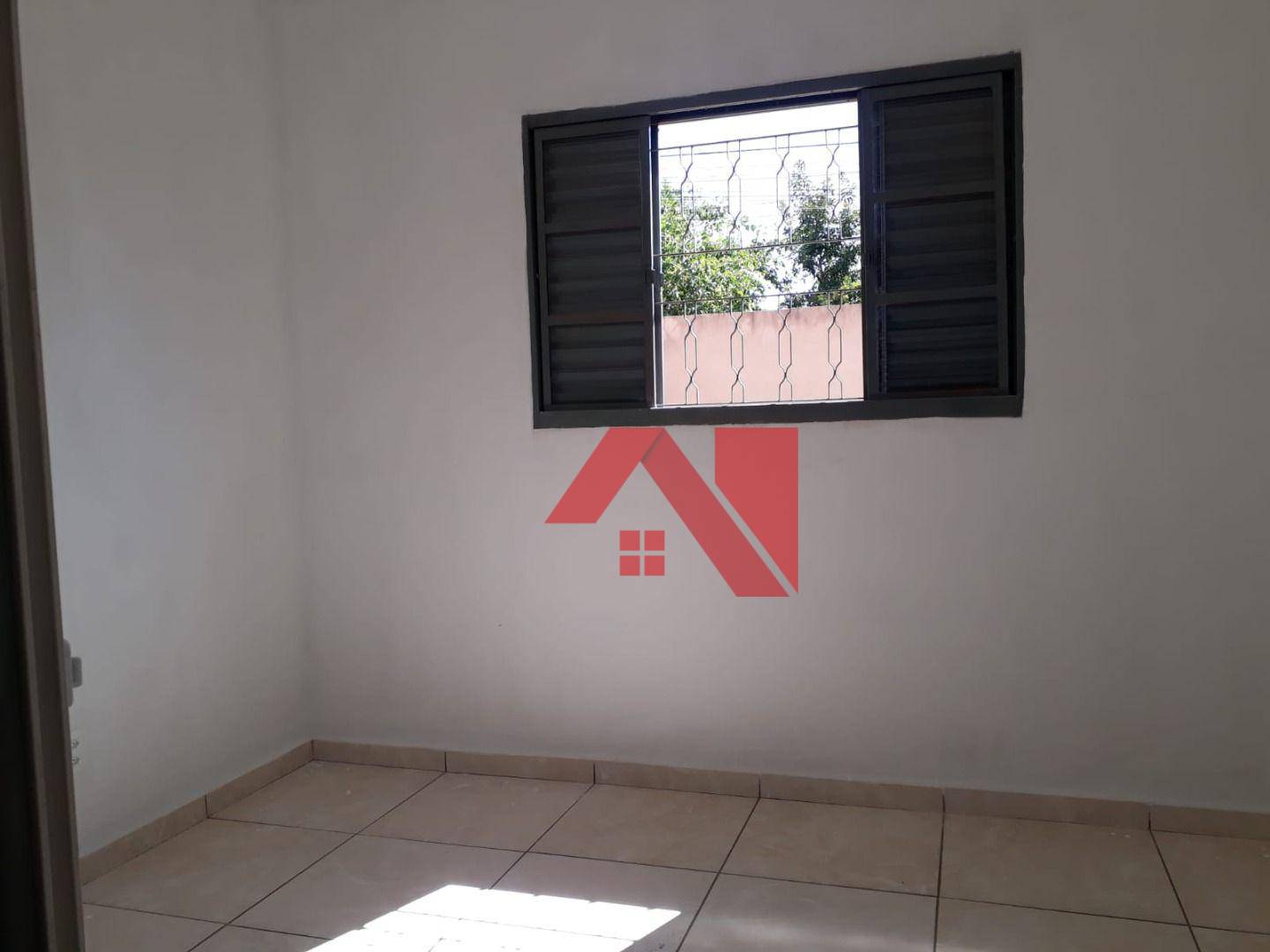 Casa à venda com 2 quartos, 49m² - Foto 14