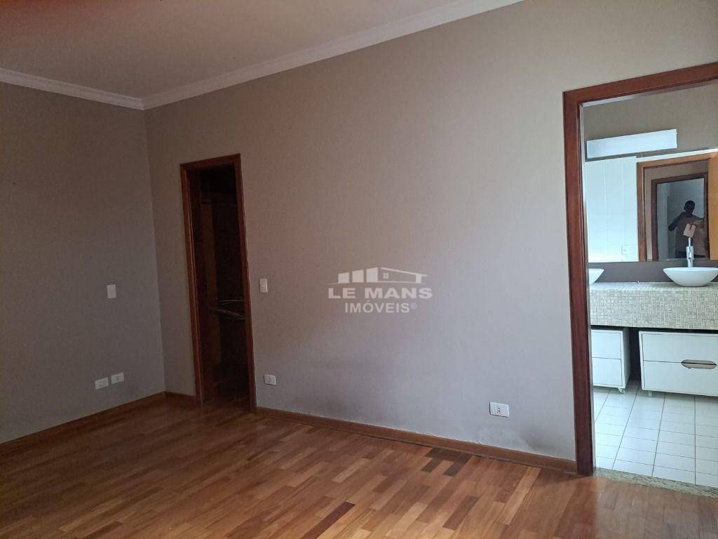 Casa de Condomínio à venda com 3 quartos, 290m² - Foto 32