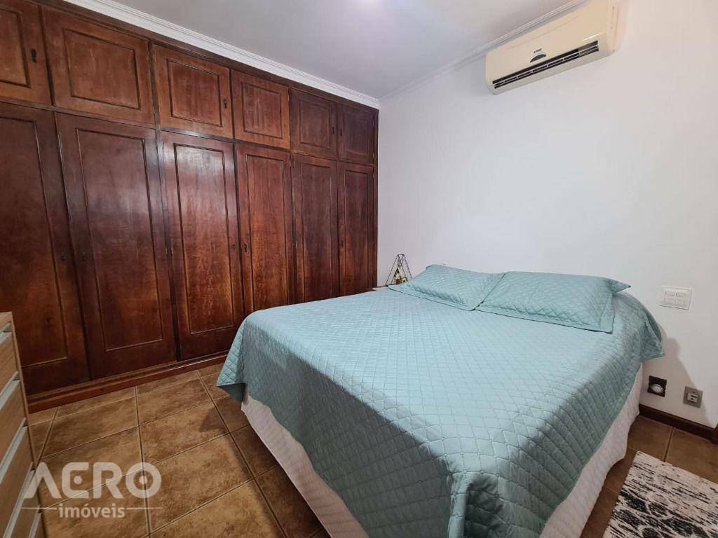 Casa à venda com 3 quartos, 280m² - Foto 18