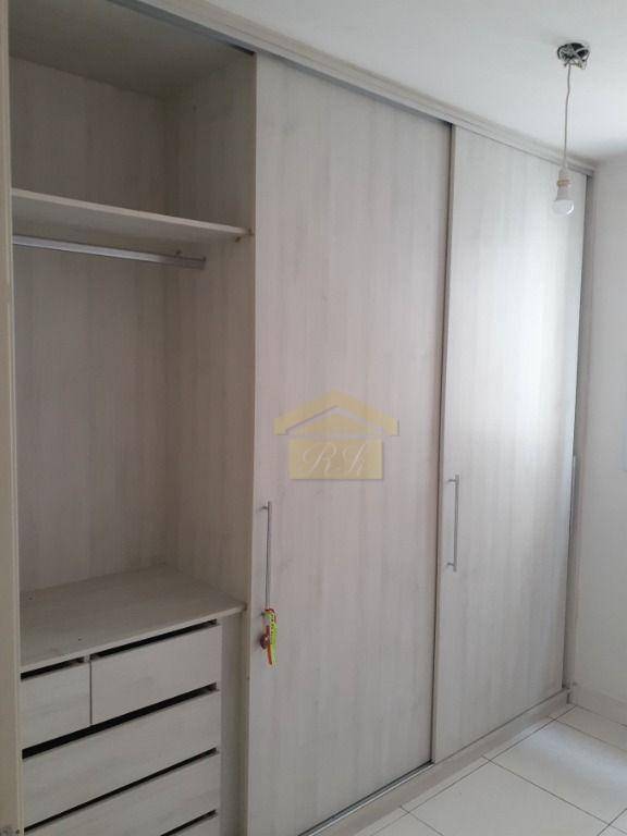 Apartamento à venda com 2 quartos, 62m² - Foto 10