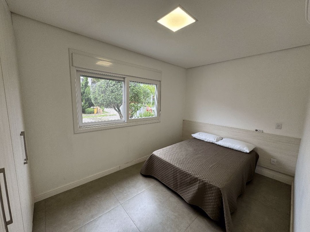 Casa de Condomínio à venda com 4 quartos, 200m² - Foto 25