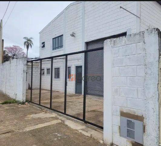 Depósito-Galpão-Armazém para alugar, 400m² - Foto 1